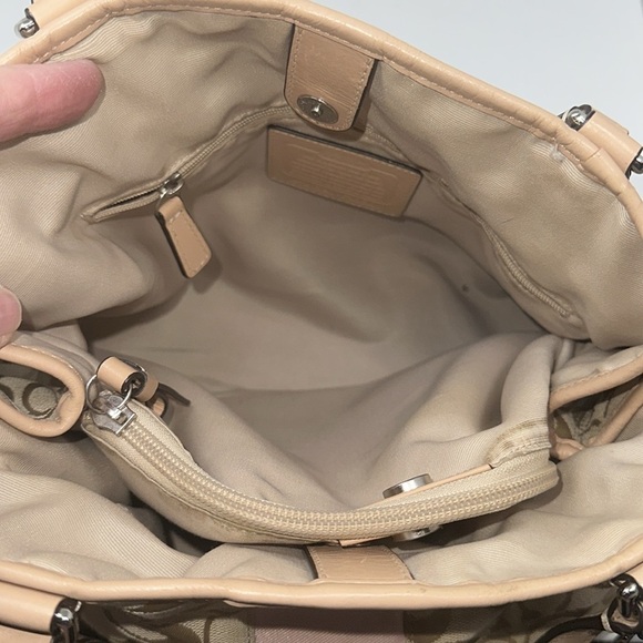 Coach, shoulder bag, and wristlet - Picture 7 of 11